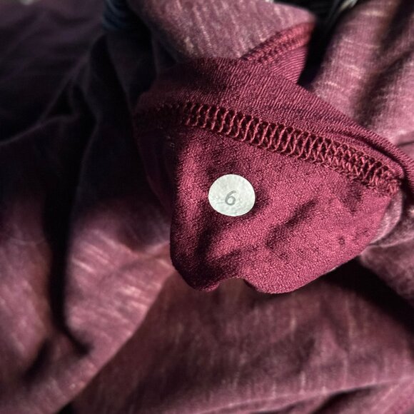 Lululemon Women's Find Your Centre Wrap - Red - Picture 6 of 8